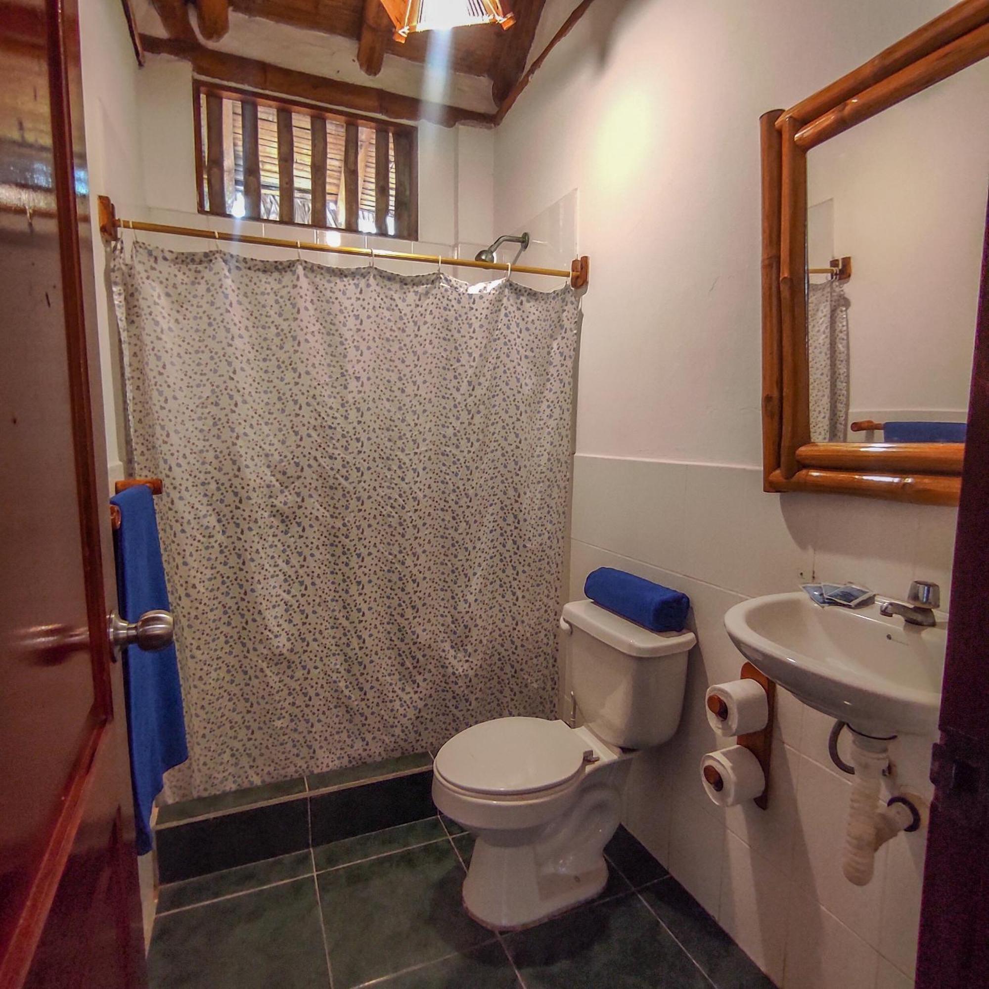 Montanita Cabanas 部屋 写真
