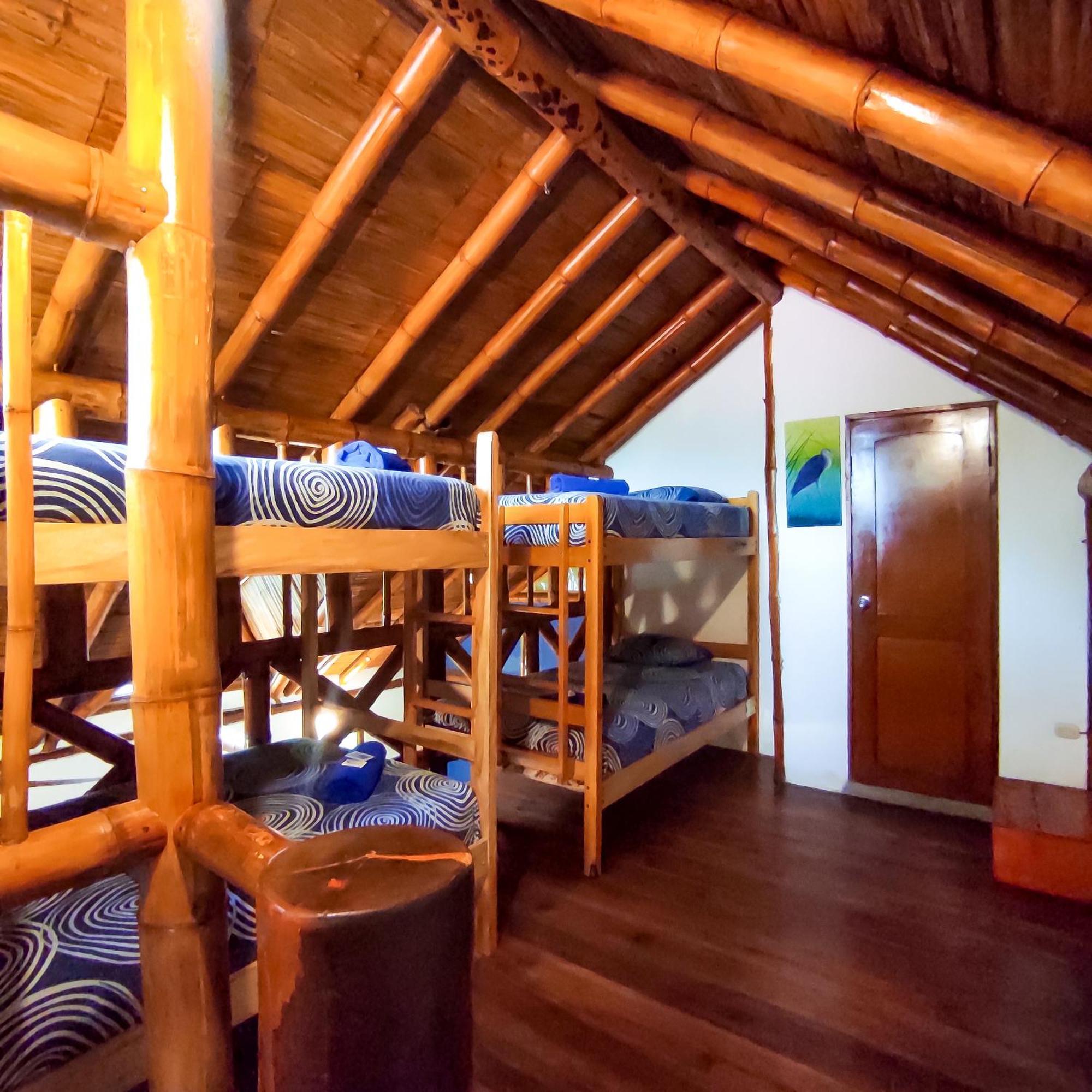 Montanita Cabanas 部屋 写真