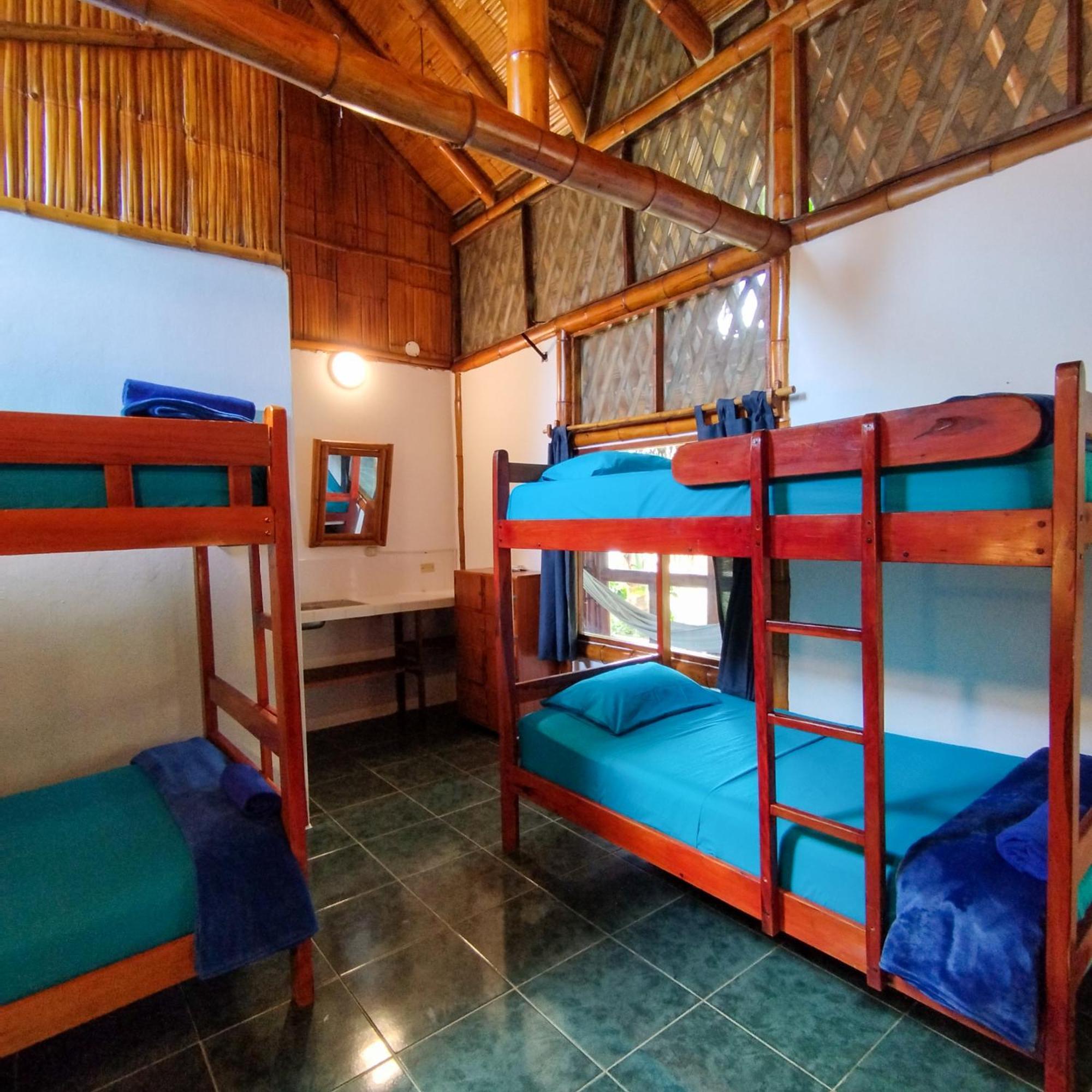 Montanita Cabanas 部屋 写真